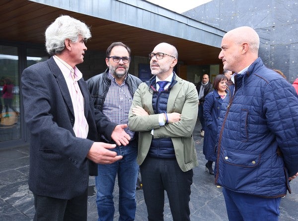 Fotos: El consejero de Cultura y Turismo se reúne con los alcaldes de Las Médulas
