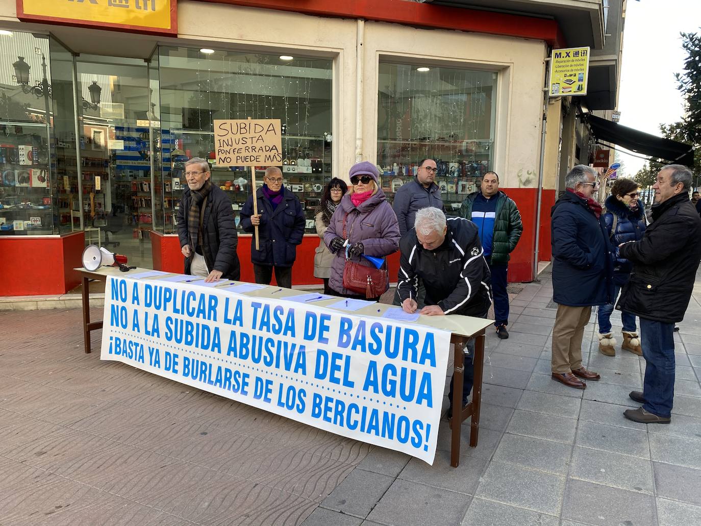 Fotos: Manifestación contra la subida de tasas