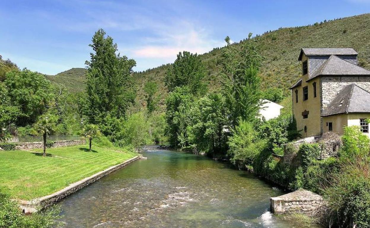 Río Selmo en Friera.