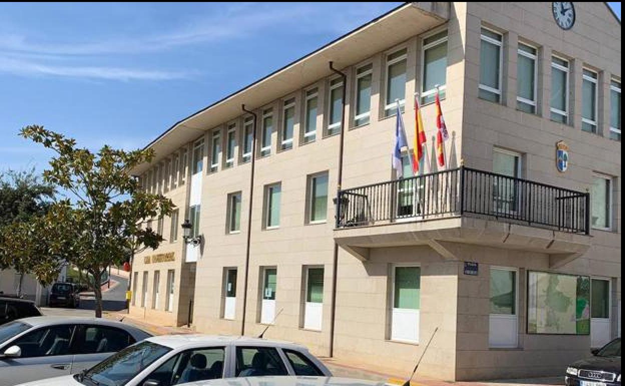 Ayuntamiento de Cabañas Raras.