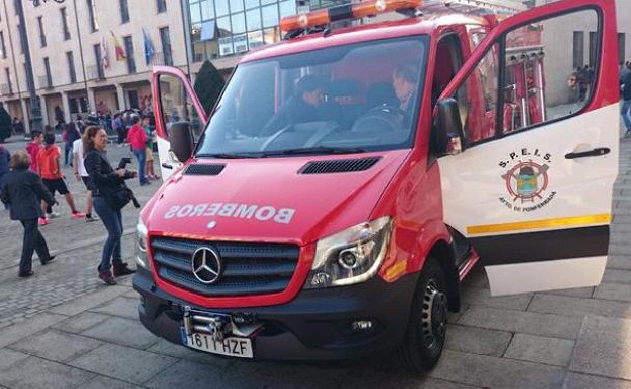 Vehículo de los Bomberos de Ponferrada.