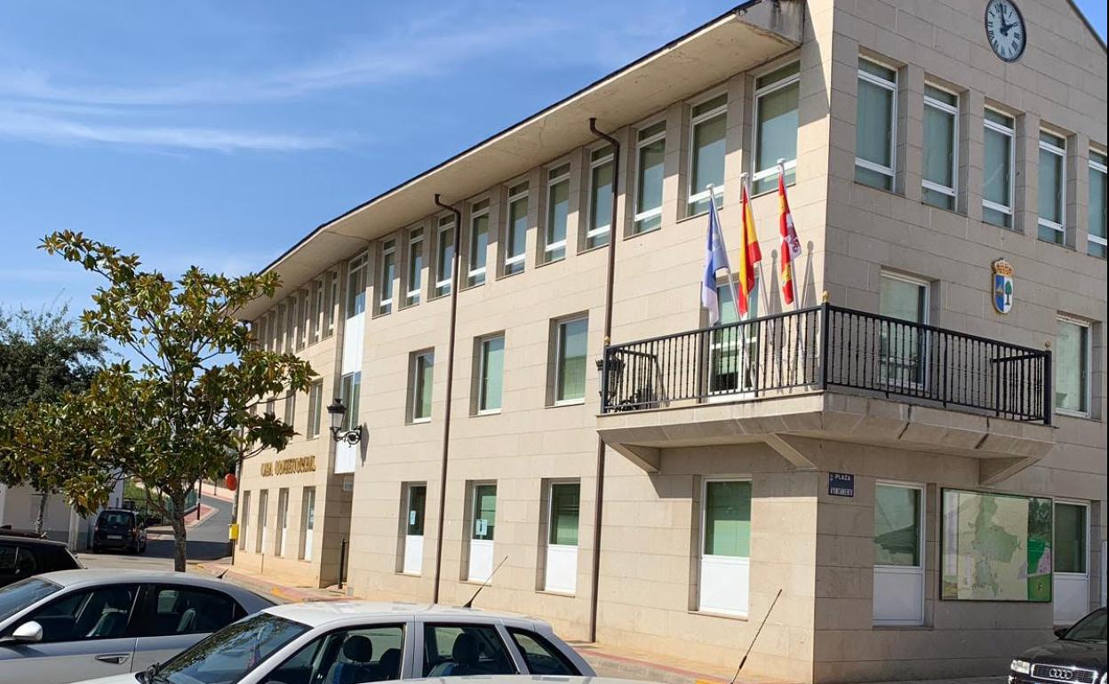 Ayuntamiento de Cabañas Raras.