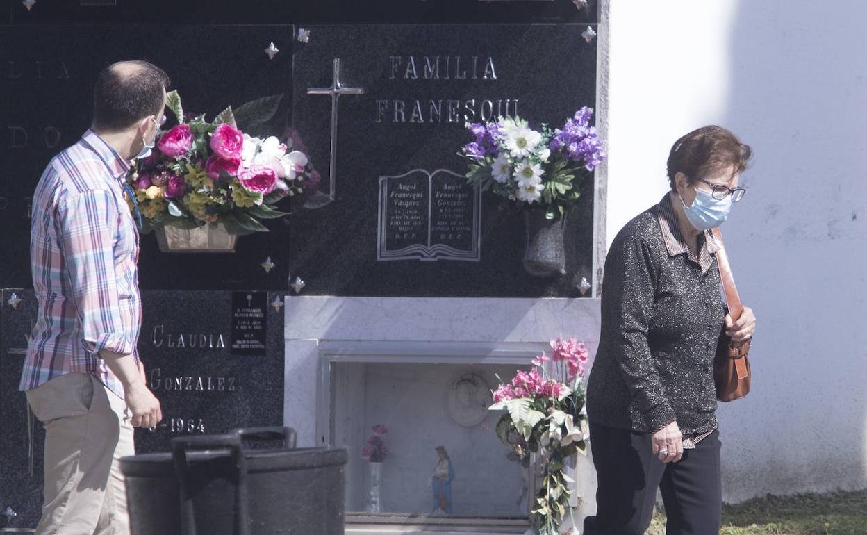  Primeros entierros en el cementerio de Ponferrada en la fase 1 de la desescalada.