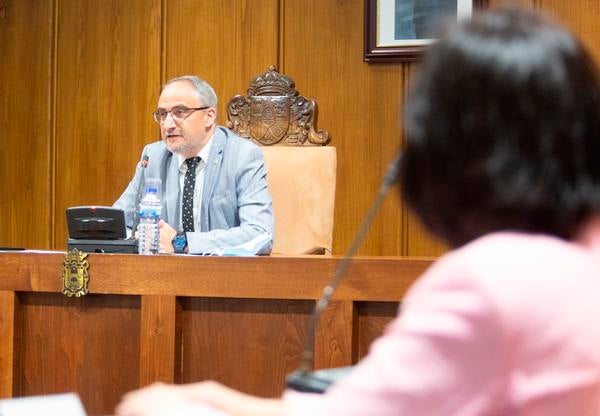 Fotos: Pleno &#039;express&#039; en Ponferrada para oficializar la renuncia de Pedro Muñoz como concejal de CB