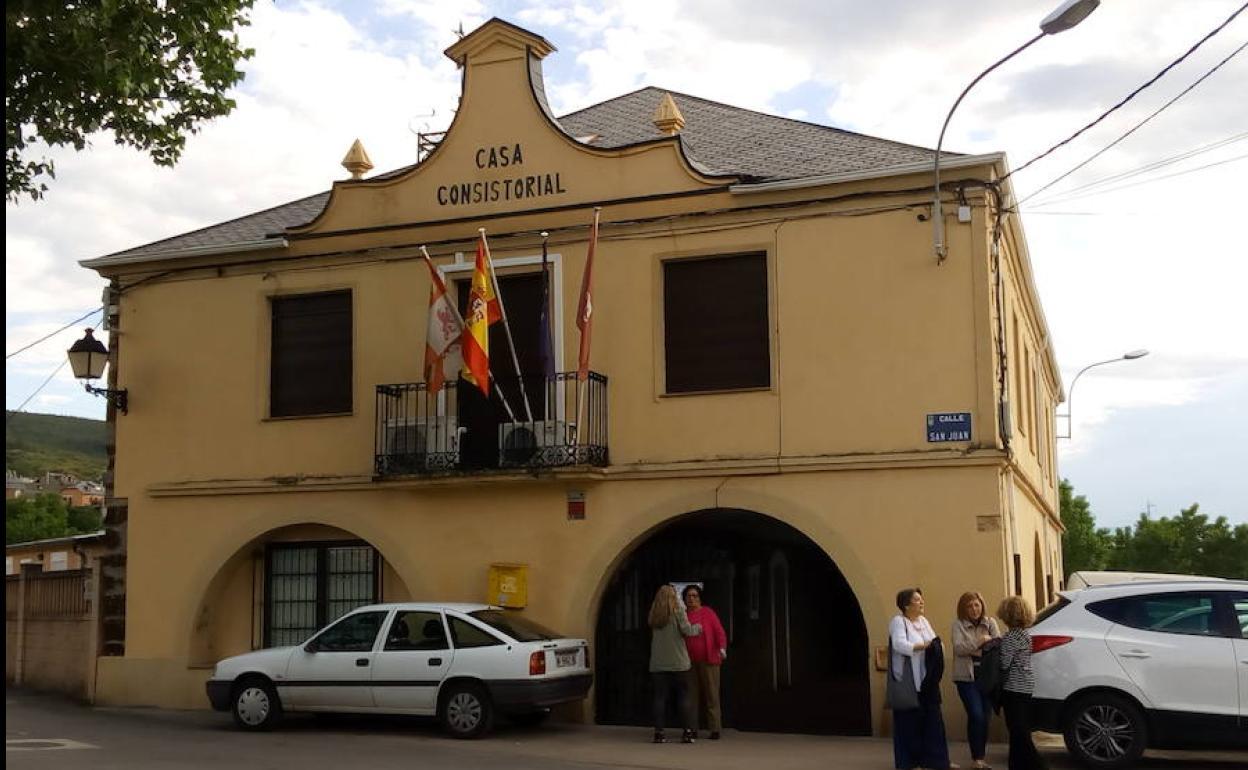 Ayuntamiento de Castropodame.