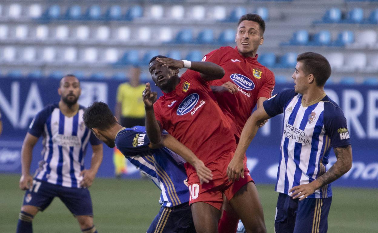 Partido disputado la pasada jornada en el Toralín.