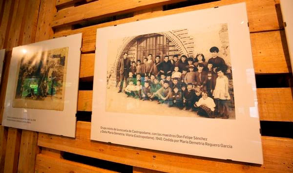 Fotos: Inauguración de la exposición &#039;La escuela de nuestras abuelas&#039; en La Fábrica de Luz. Museo de la Energía de Ponferrada