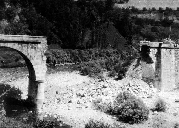 Fotos: Victor del Reguero rescata en &#039;Anatomía de una discordia&#039; el hilo que une Palacios del Sil con el campo de Mauthausen