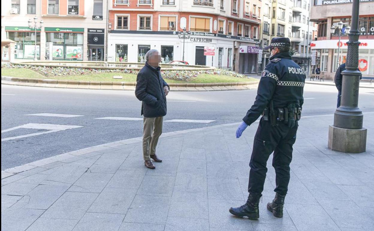 Ponferrada suma denuncias: 43 por no llevar mascarillas y a 21 por incumplir el toque de queda