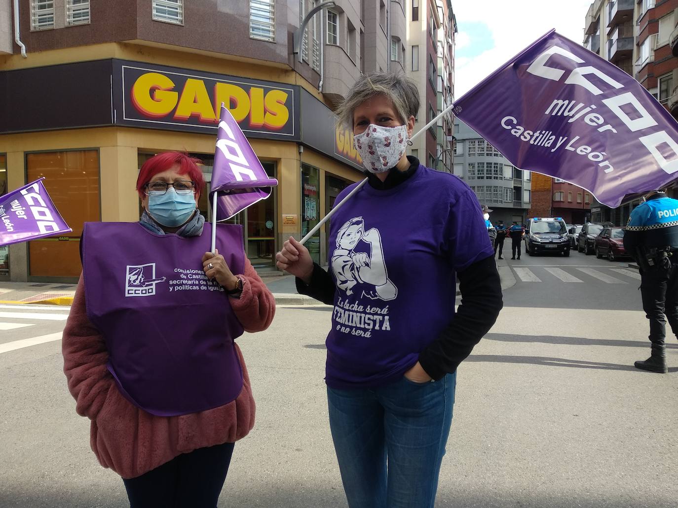 Fotos: UGT y CCOO celebran en Ponferrada el Día Internacional de la Mujer