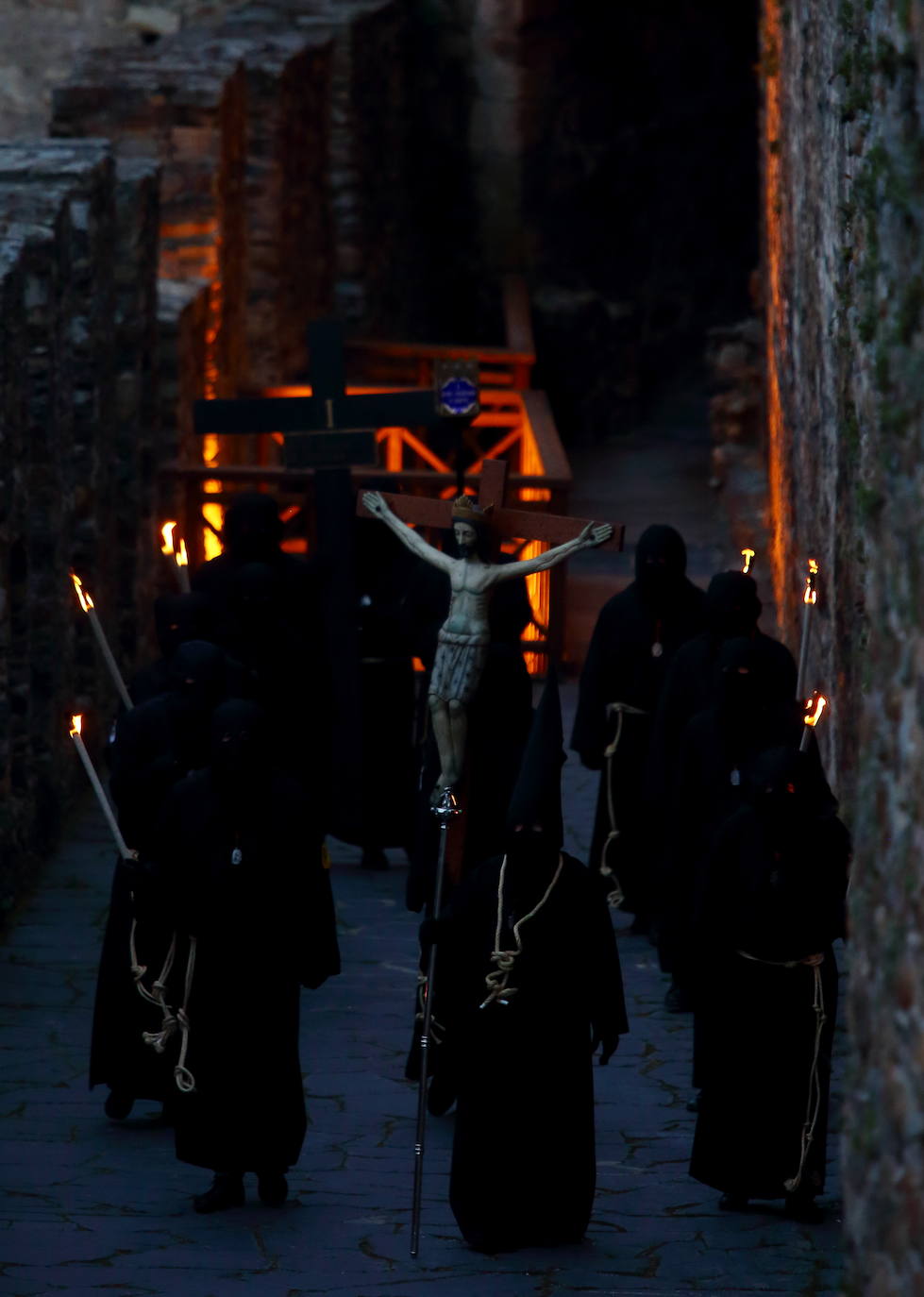 Fotos: Viacrucis Penitencial en Ponferrada
