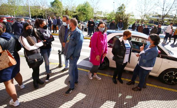 Fotos: Concentración en protesta por la situación de la sanidad del Bierzo