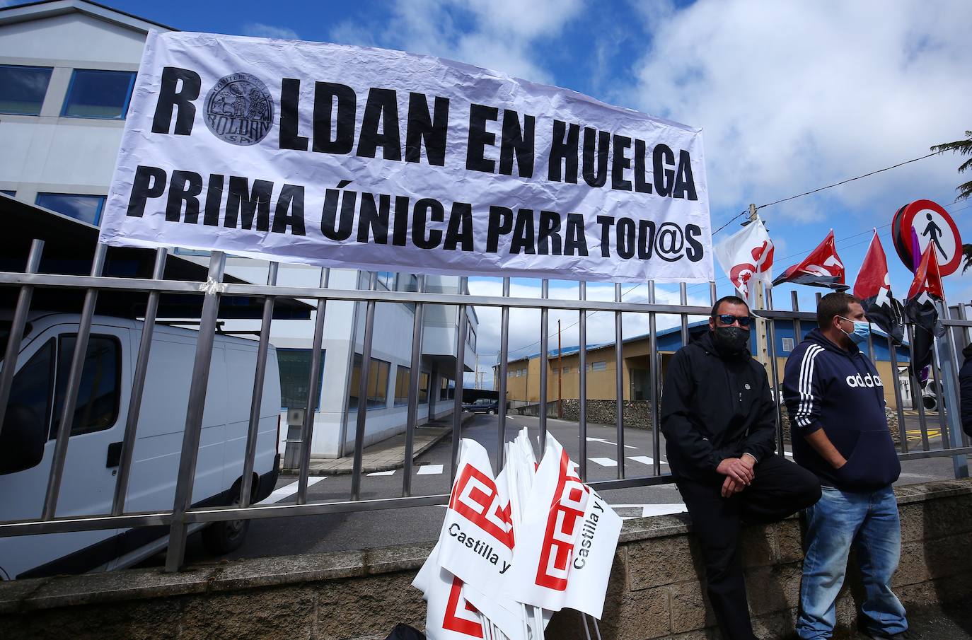 Fotos: Concentración en Roldán
