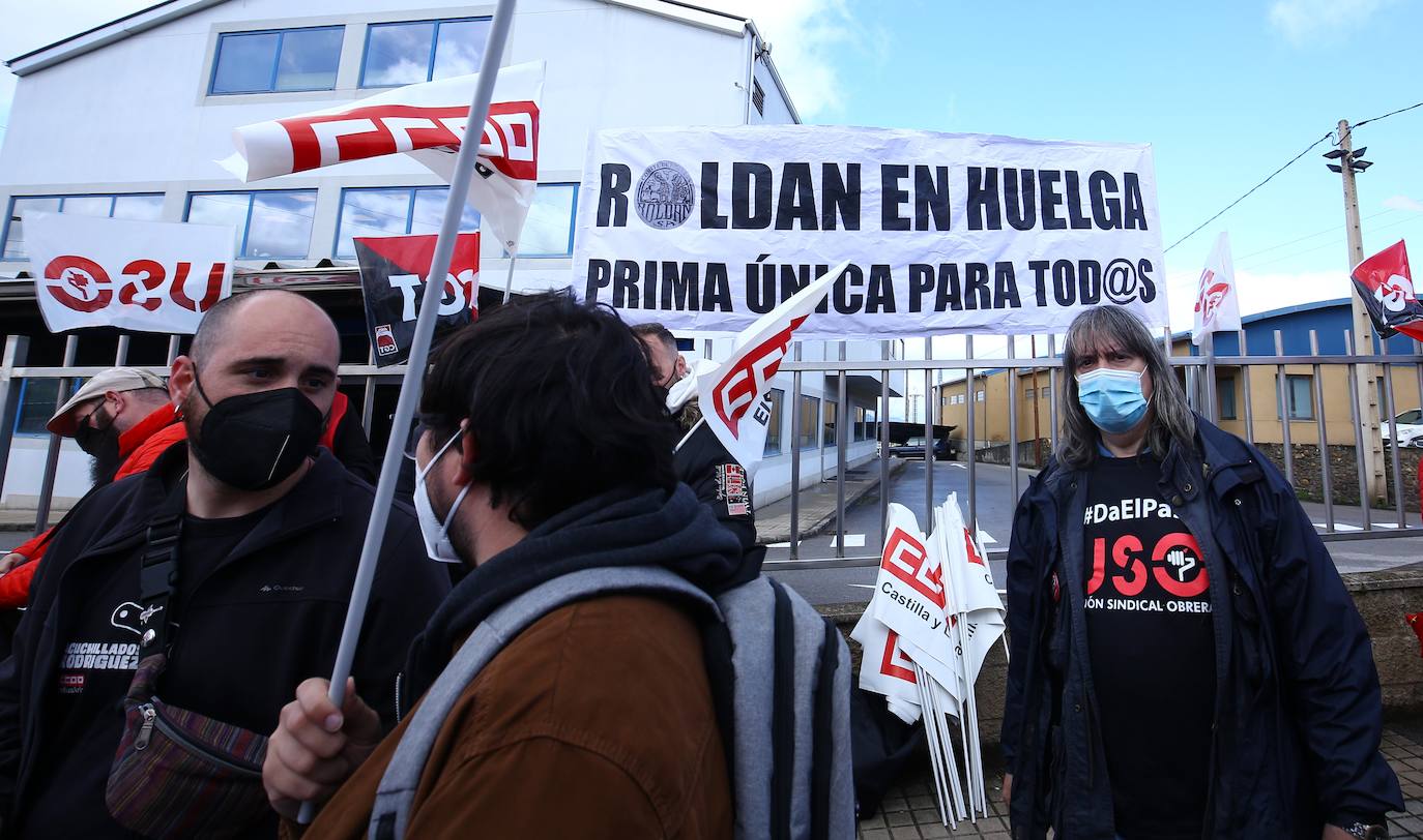Fotos: Concentración en Roldán