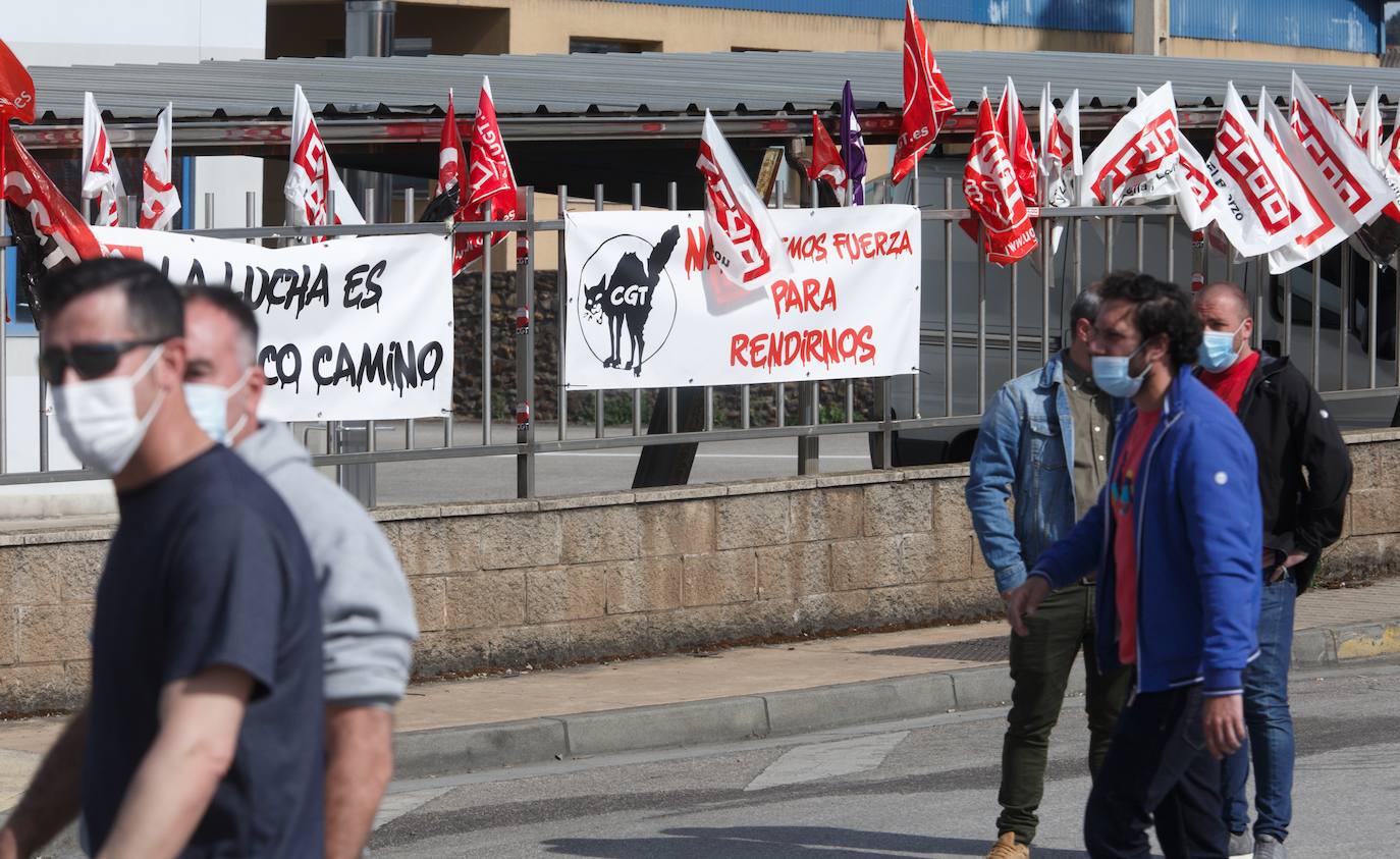 Asamblea de los trabajadores de la acerera Roldán de Ponferrada para decidir si continúan con la huelga indefinida