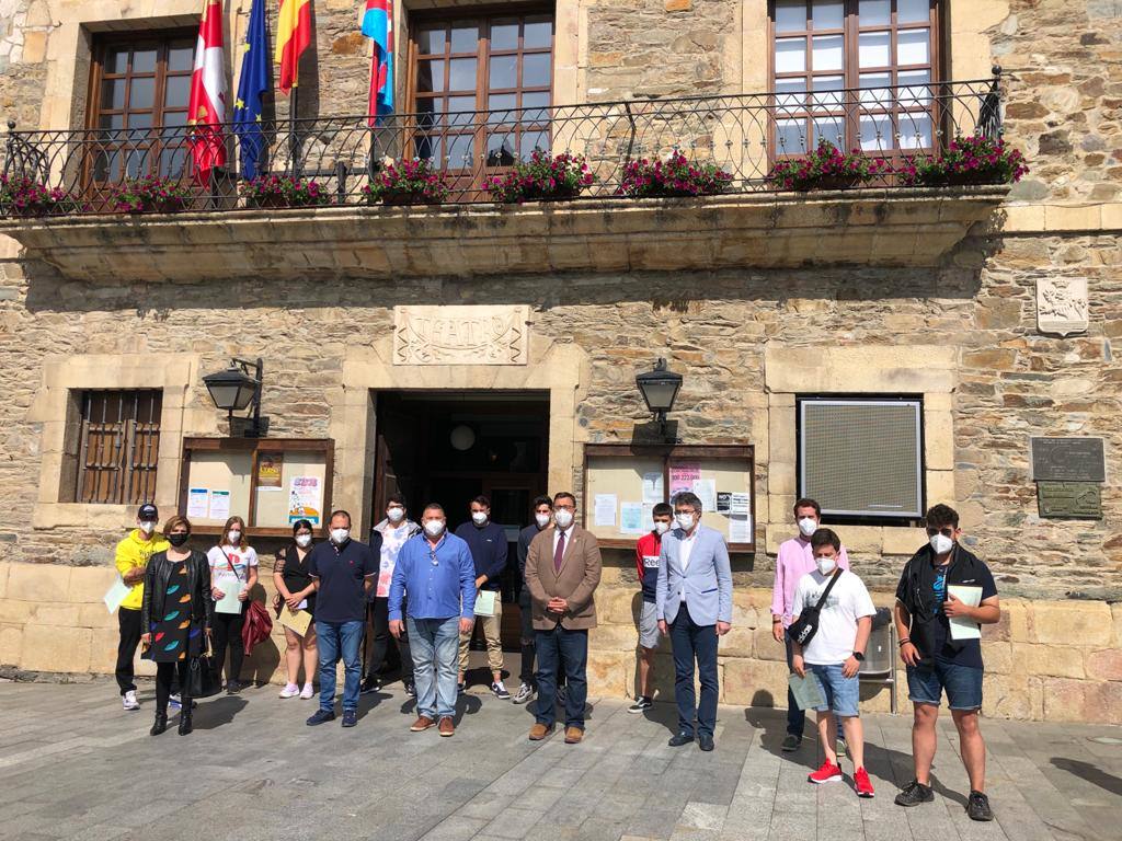 Fotos: Clausura de los programas mixtos de Ponferrada y Villafranca