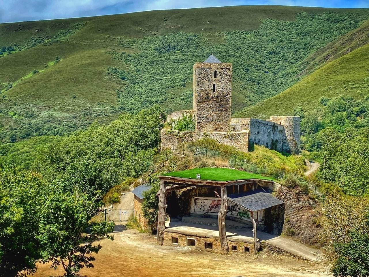 Fotos: Protección de la torre del castillo de Balboa