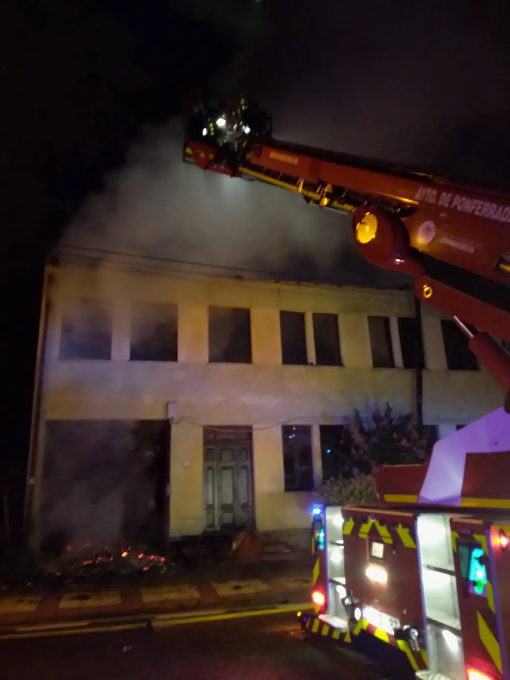 Incendio de un edificio en Villalibre de la Jurisdicción.