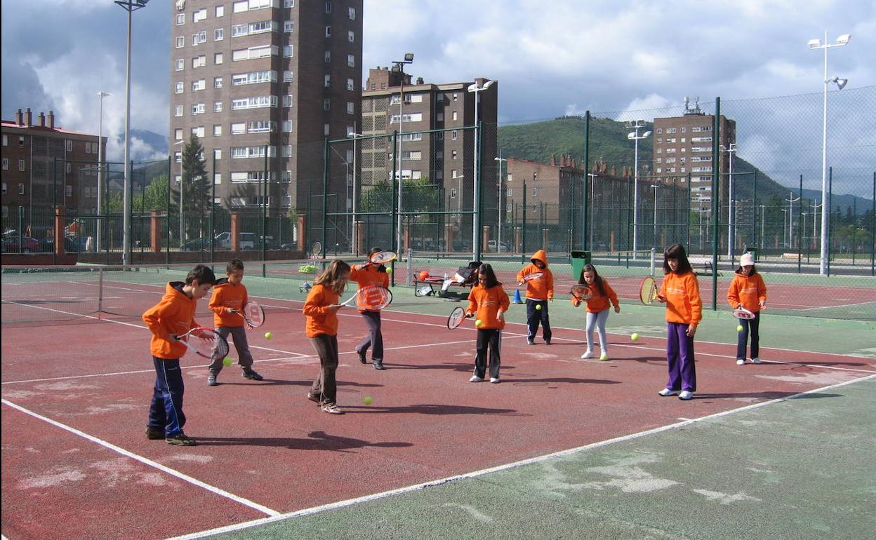 Escuela Municipal de Tenis y Pádel de Ponferrada.