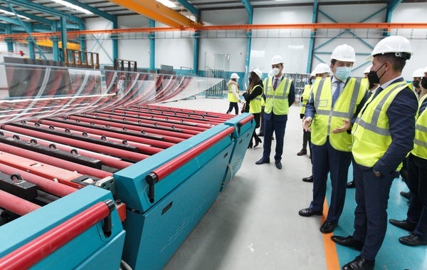 El presidente de la Junta de Castilla y León visita las instalaciones de la empresa Tvitec.