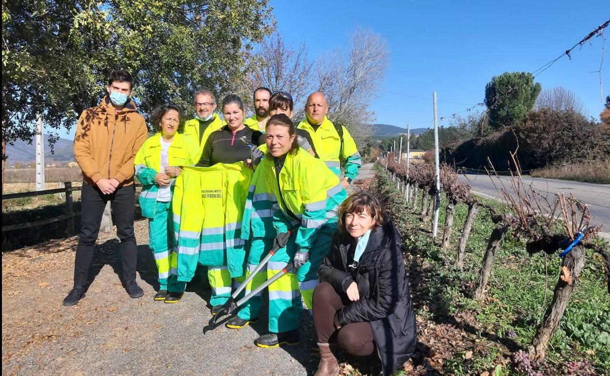 Imagen de los participantes en el programa mixto de Cacabelos.