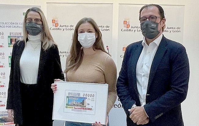 Un momento de la presentación de cupón en León