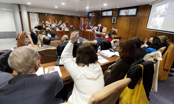 Pleno extraordinario del Ayuntamiento de Ponferrada.