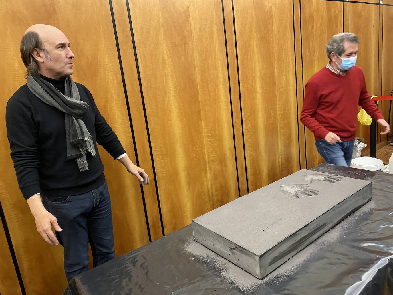 Fotos: Carlos Núñez &#039;deja huella&#039; en Ponferrada