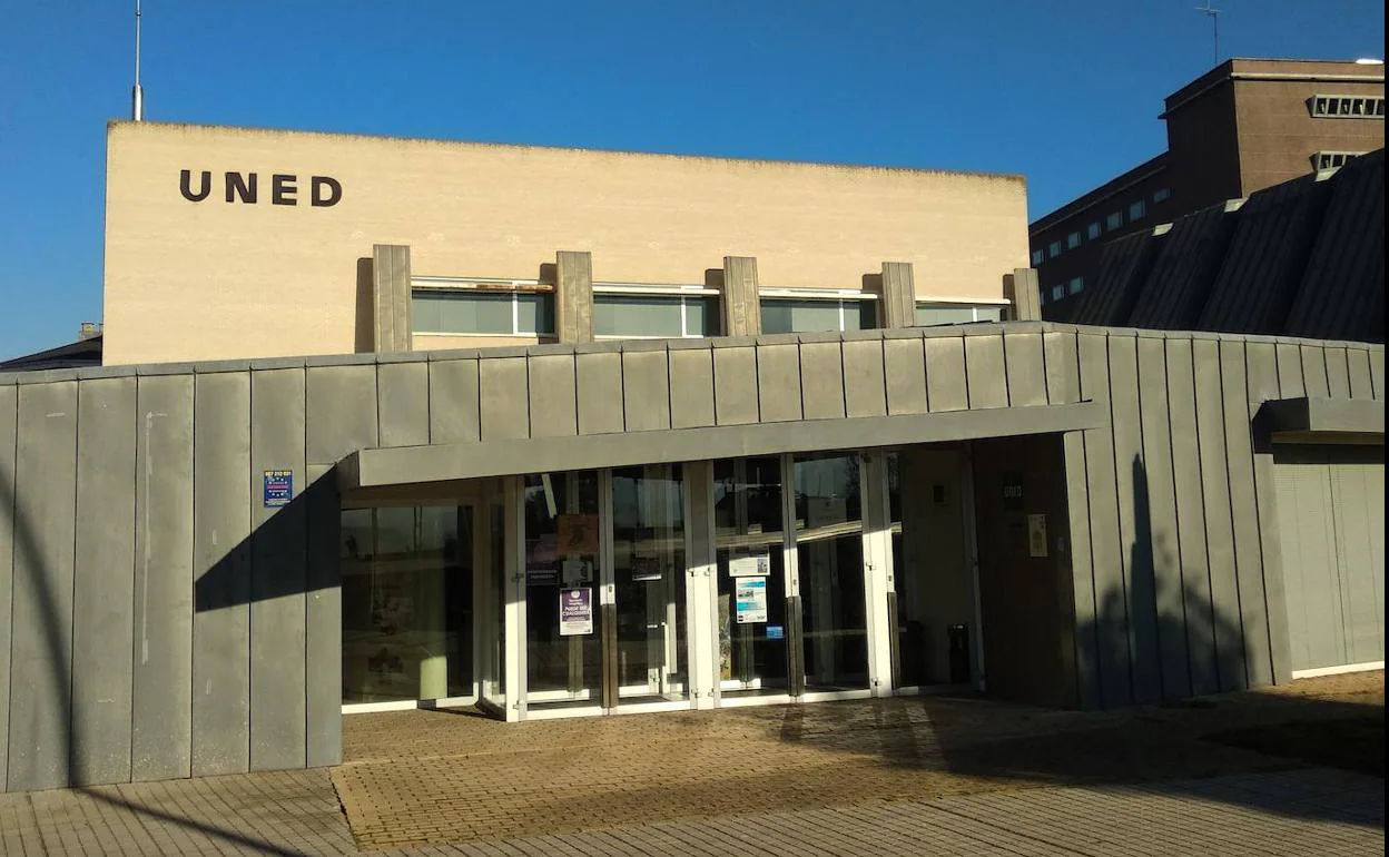 Centro asociado de la Uned en Ponferrada.