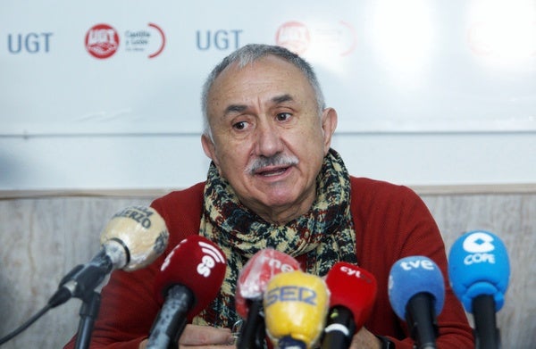 Fotos: Pepe Álvarez participa en Ponferrada en una asamblea de delegados de UGT de la provincia