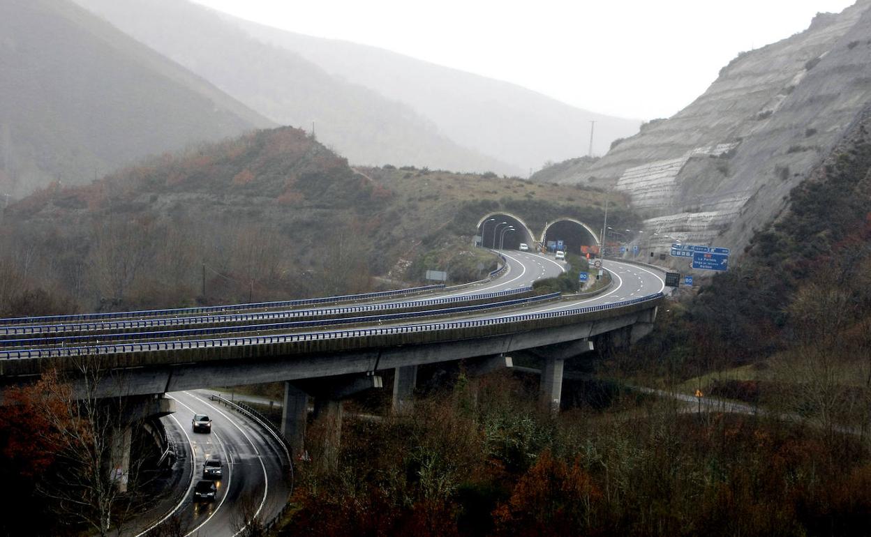 Túneles en la A-6 en el Bierzo Oeste.