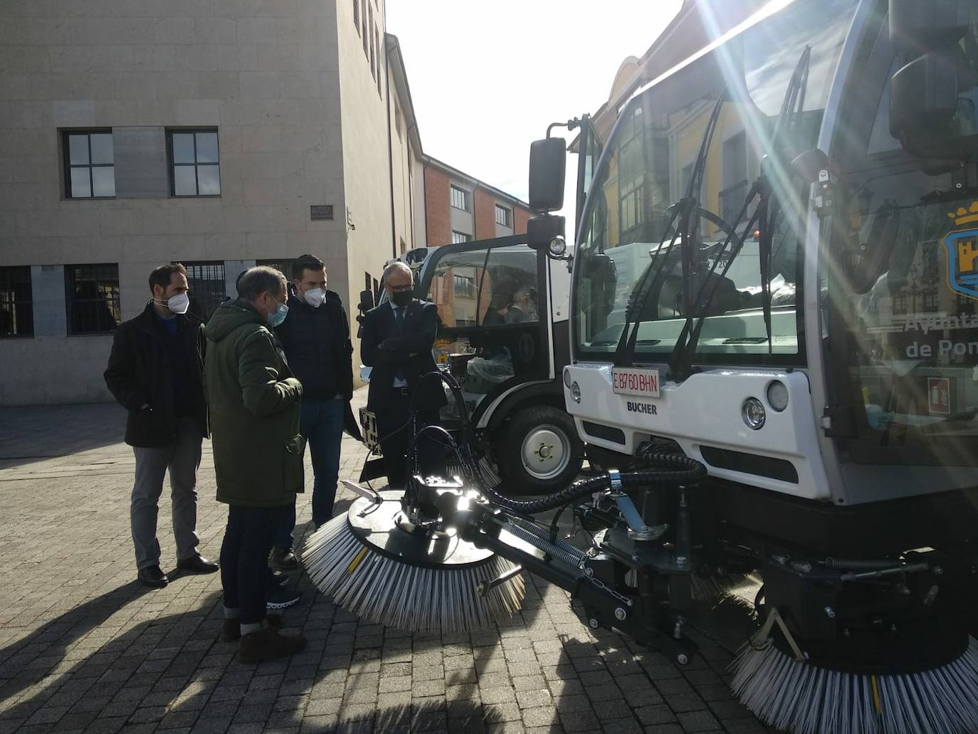 Ponferrada adquiere dos nuevas barredoras para el servicio de limpieza viaria.