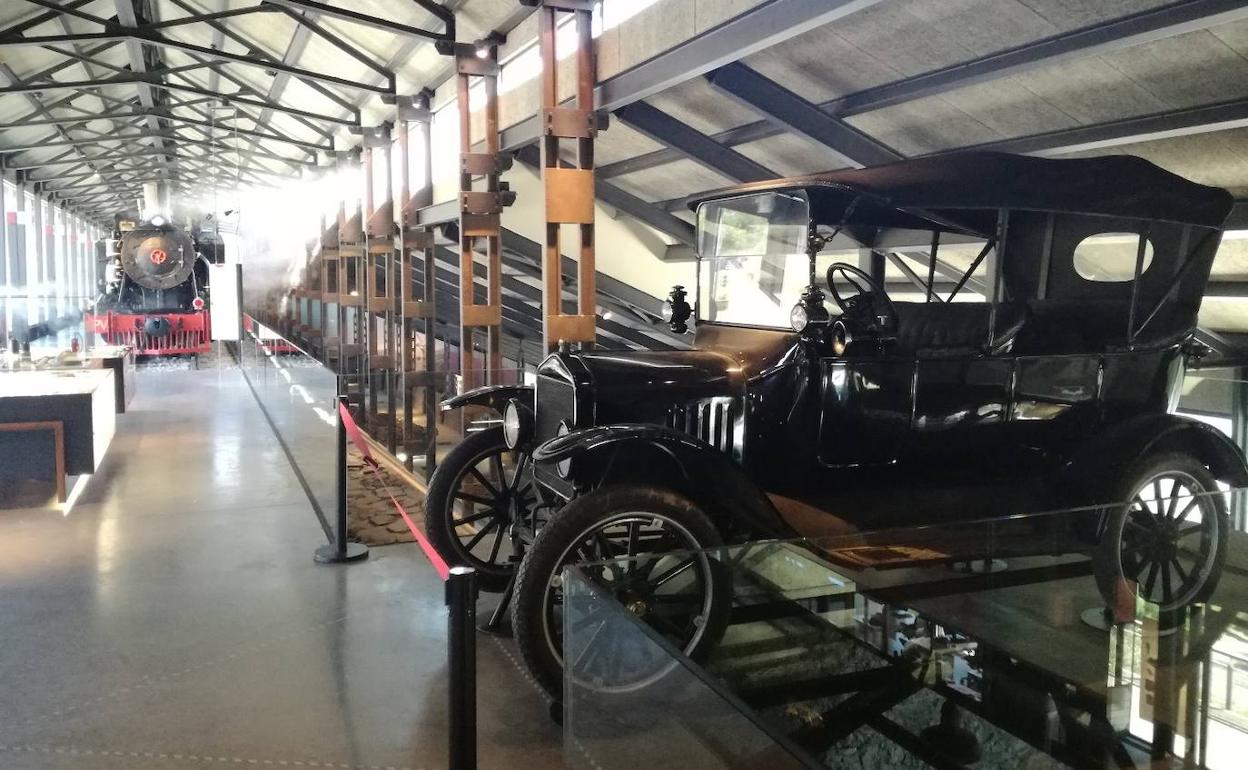 El histórico Ford T regresa al Museo de la Energía de Ponferrada.