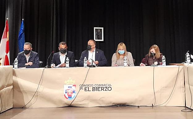 Sesión celebrada este martes por la institución comarcal.