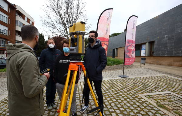Inauguración de la muestra Expociencia 2022 en el Campus de Ponferrada.