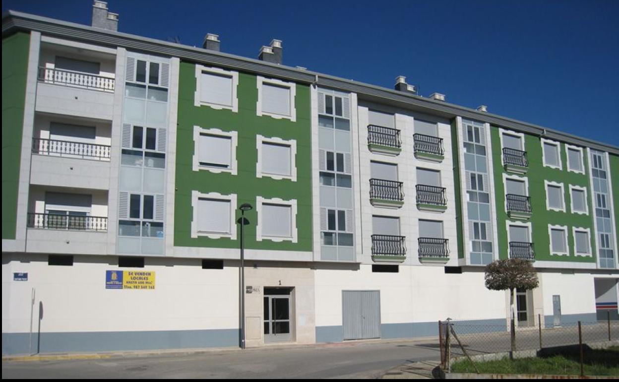 Edificio Roma en Cacabelos.