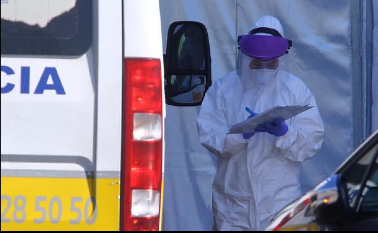 Enfermera del Hospital del Bierzo durante la pandemia.