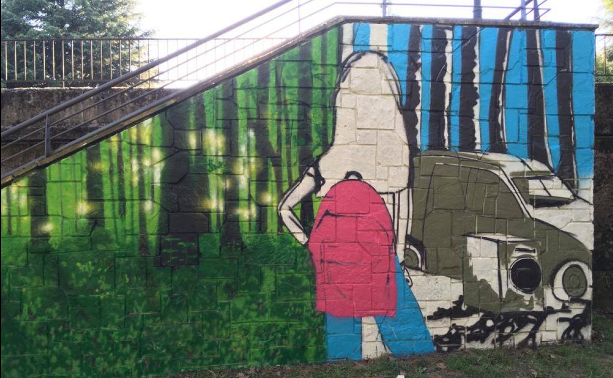 Mural de los alumnos del colegio Jesús Maestro en el Paseo del Río de Ponferrada.