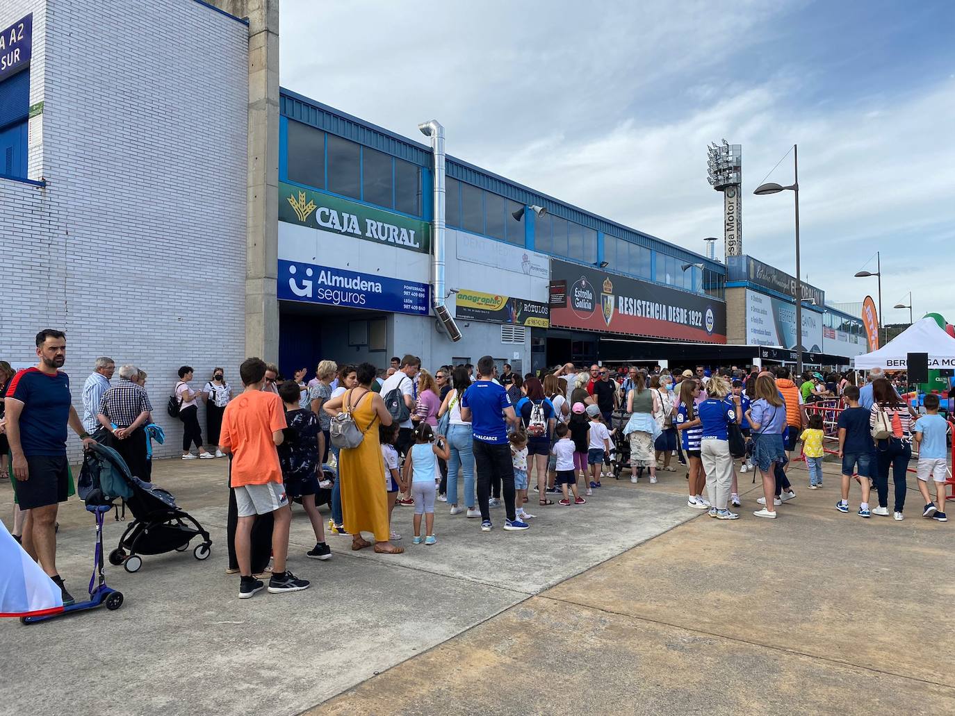 Actividades por el centenario de la SD Ponferradina. 