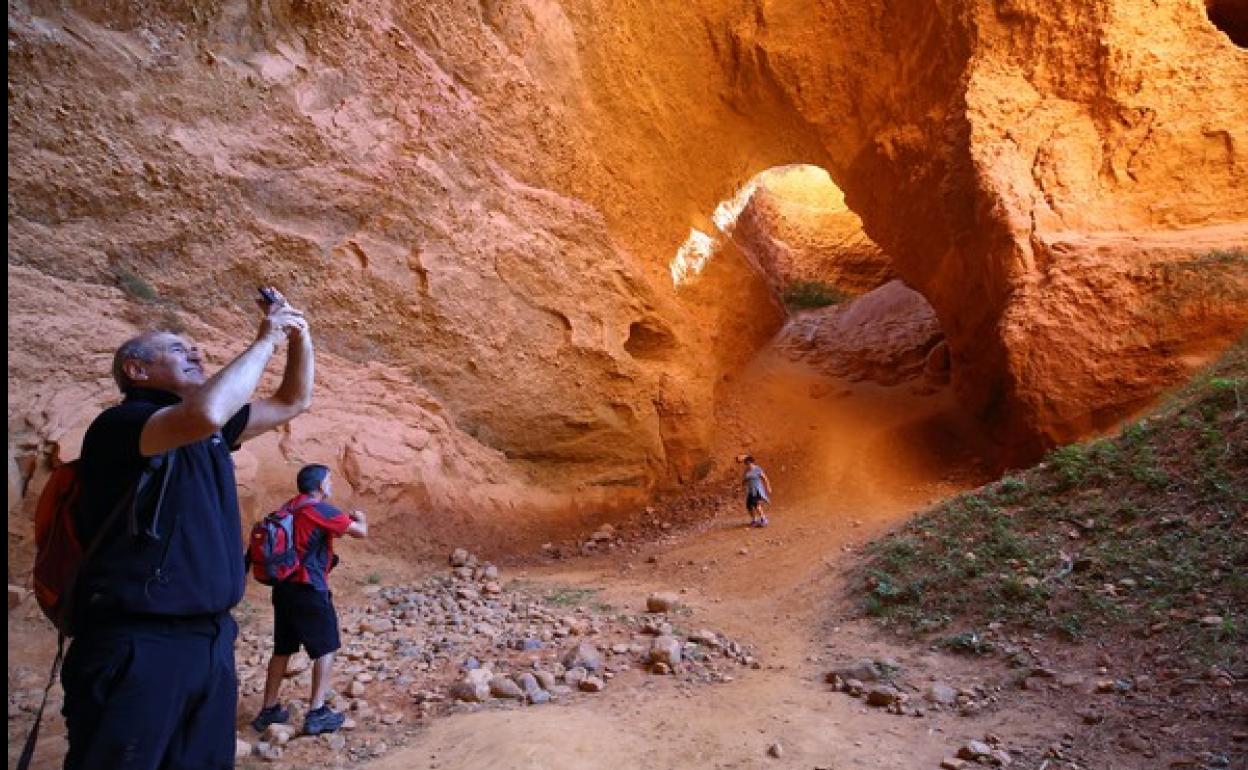 Turistas en Las Médulas. 