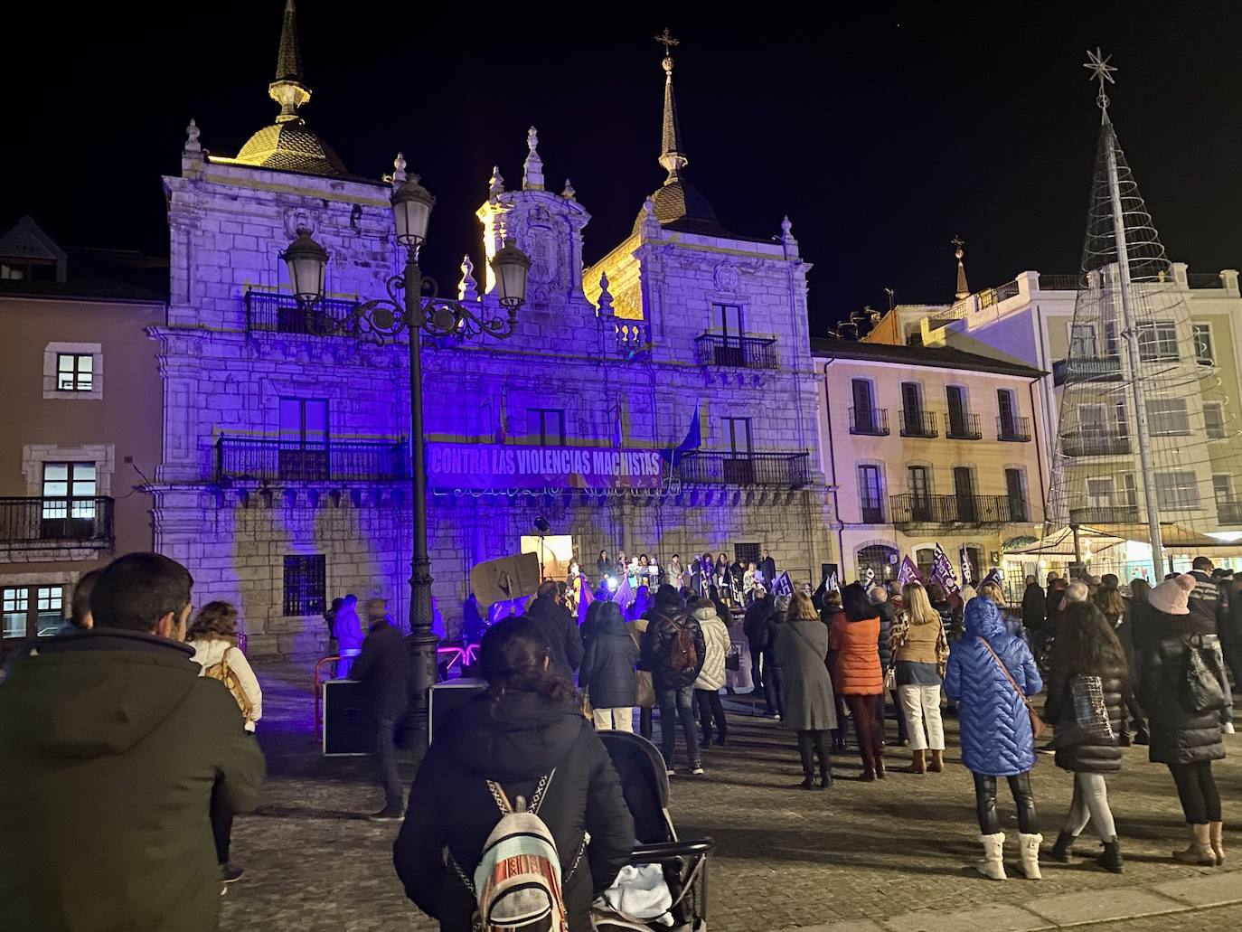 Fotos: El 25N de la Plataforma contra las violencias machistas del Bierzo y Laciana