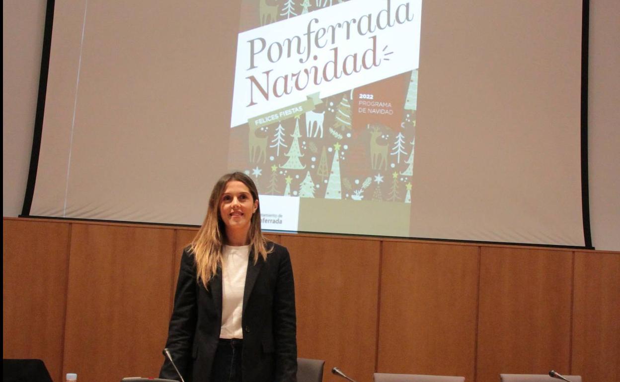 La concejala de Fiestas, Lorena Valle, presentó el programa de Navidad en el Museo de la Radio.