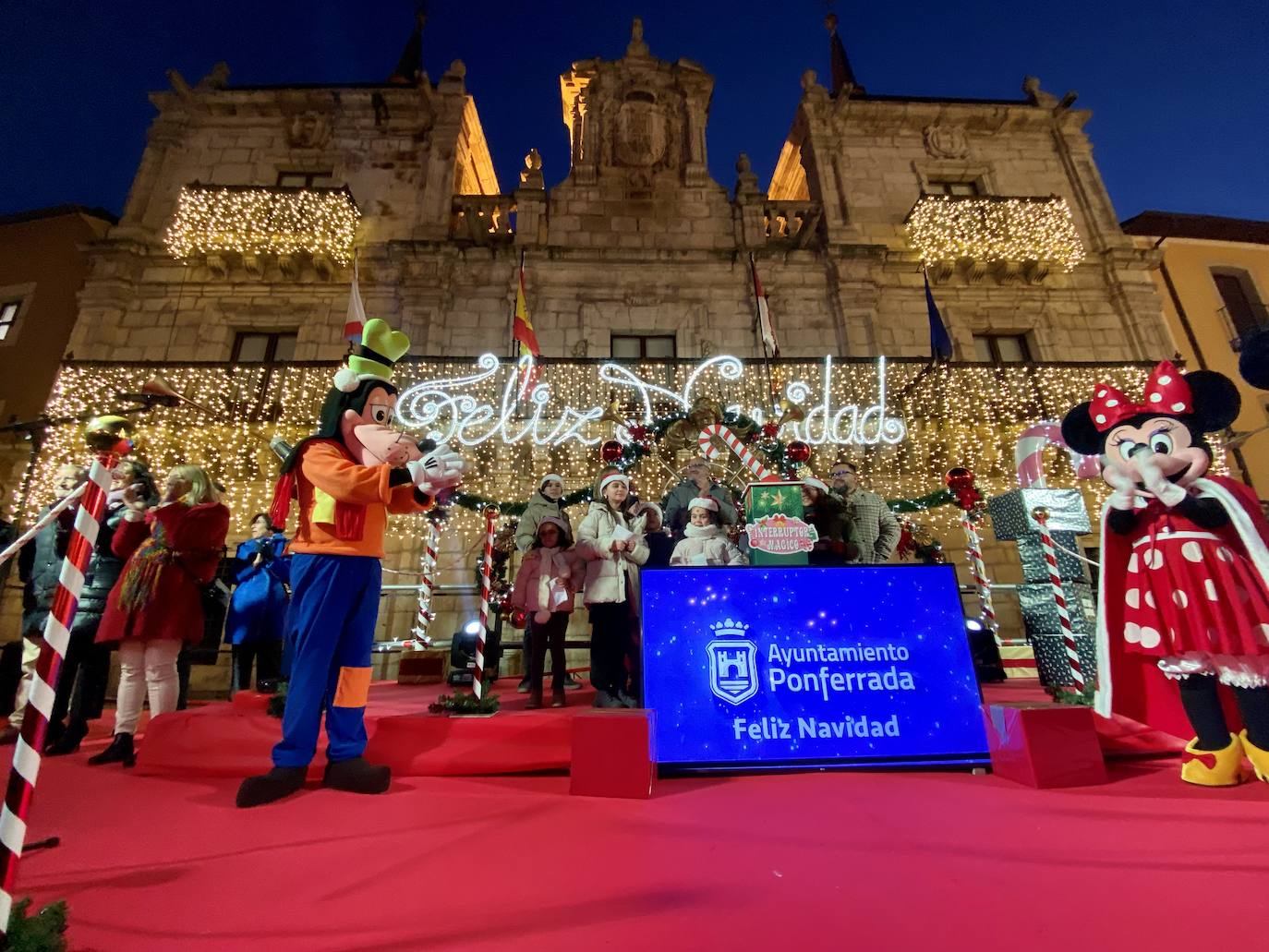 Fotos: Encendido de las luces de Navidad en Ponferrada