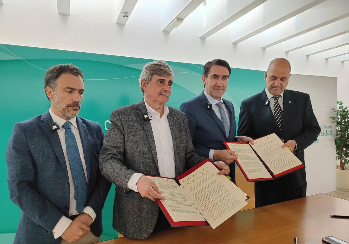 Firma del protocolo para impulsar la formación en el sector forestal.