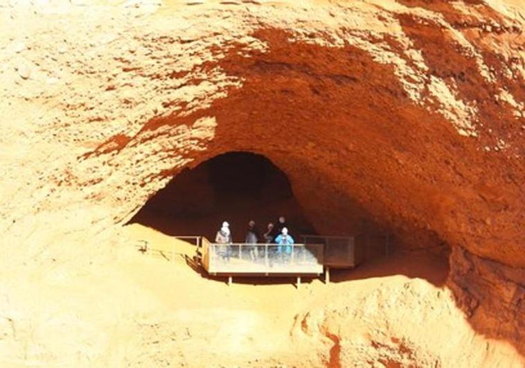 La Uned de Ponferrada celebra las III Jornadas de campo de minería aurífera romana en el Bierzo y La Cabrera