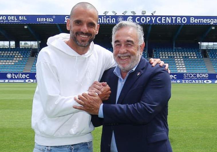 Yuri se queda una temporada más en la Deportiva