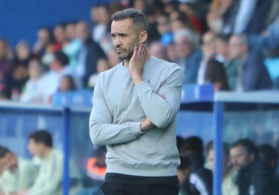 Juanfran García, entrenador de la Deportiva.