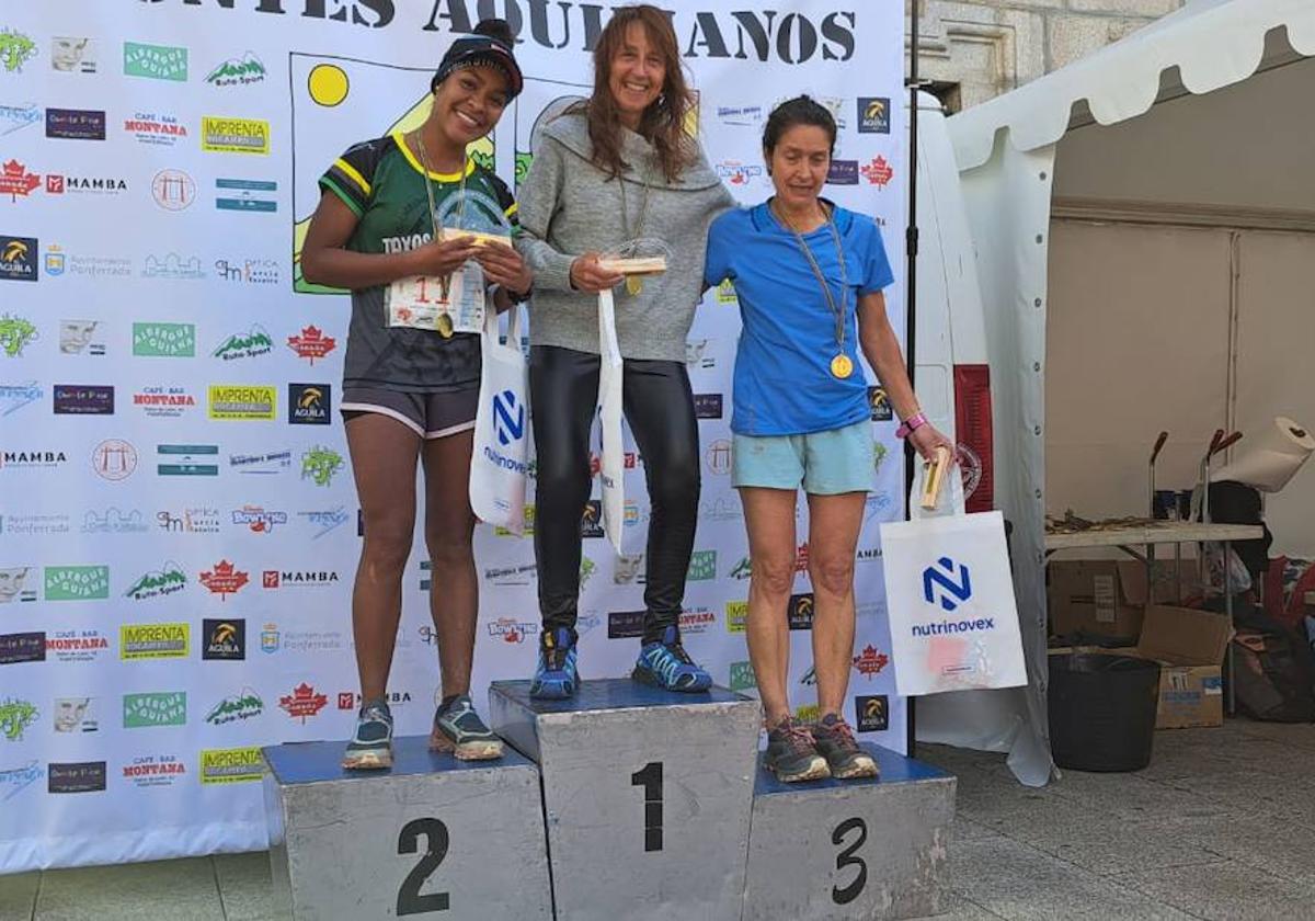 Mar Iglesias fue la vencedora, en la categoría femenina, en el recorrido más largo de 67 kilómetros de la XXVI edición de la Travesía Integral de los Montes Aquilianos.