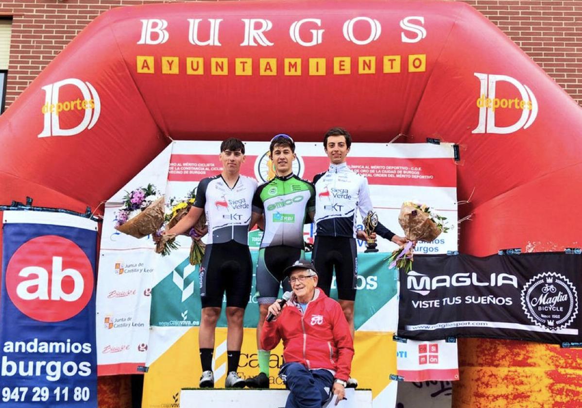 El ciclista Adrián Prieto del Emico & Erbi Bembibre logró la vistoria en la categoría cadete en el trofeo Caja Rural Ciudad de Burgos.