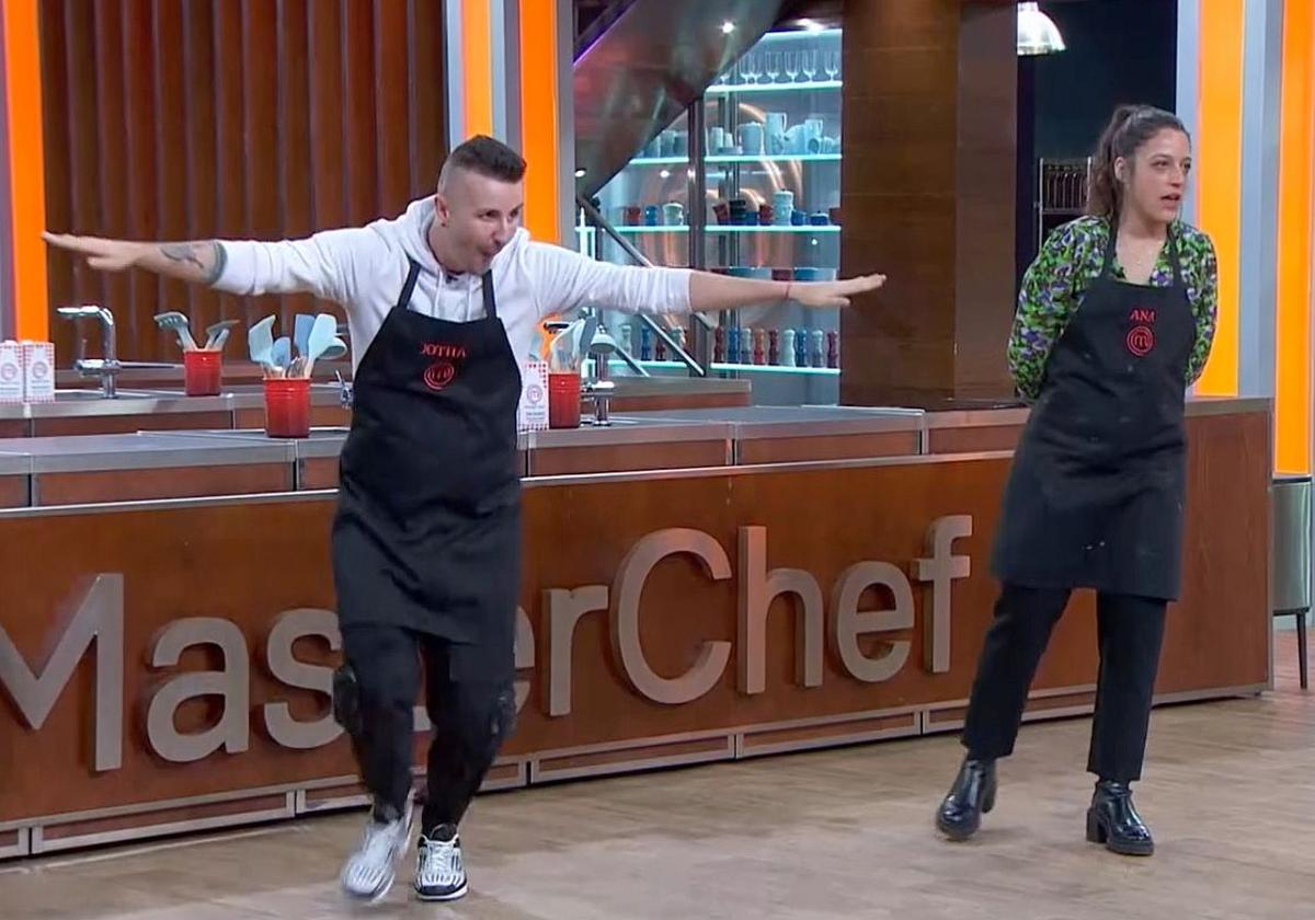 Jhota, el leonés de MasterChef, 'vuela' a semifinales tras conocer el veredicto del jurado.